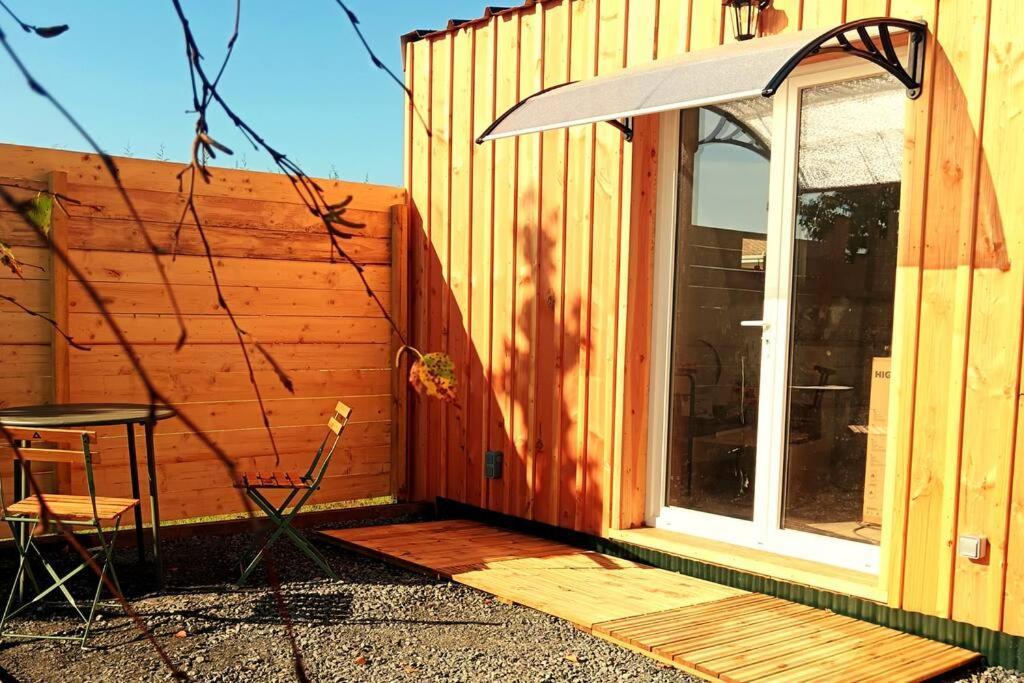 Chalet Cosy Avec Option Jacuzzi Saint-Genes-de-Fronsac Exterior photo